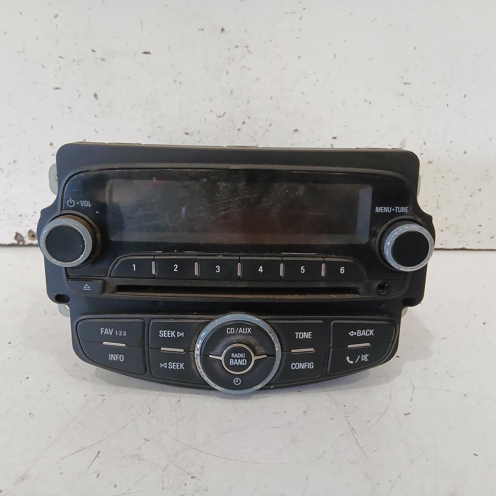 Barina Stereo/head Unit 2011-2016 radio/cd player,tm,09/11-08/16 00021002 #703662