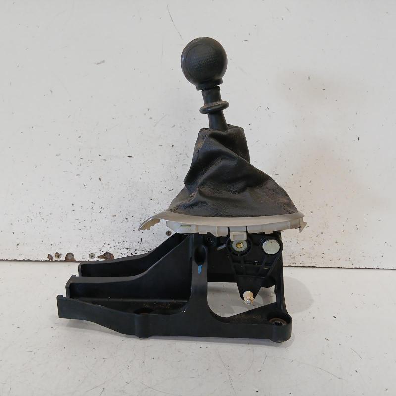 gear stick/shifter