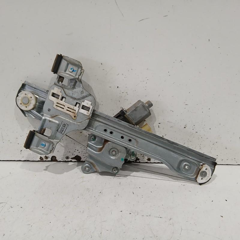 window regulator/motor rear left