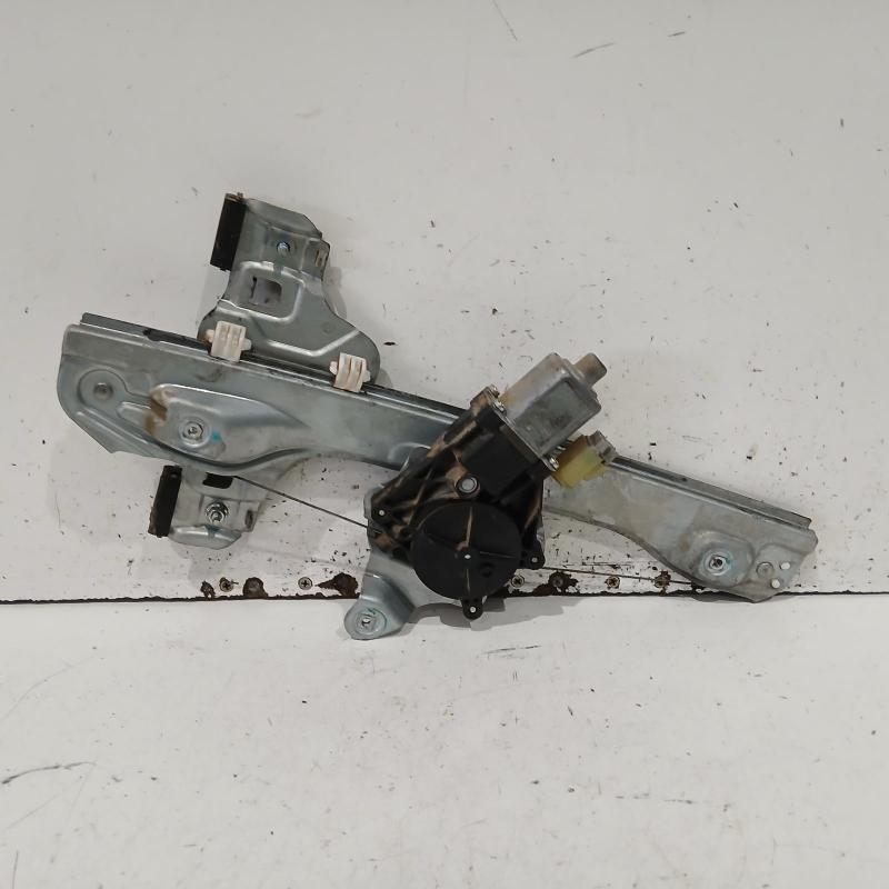 window regulator/motor rear right