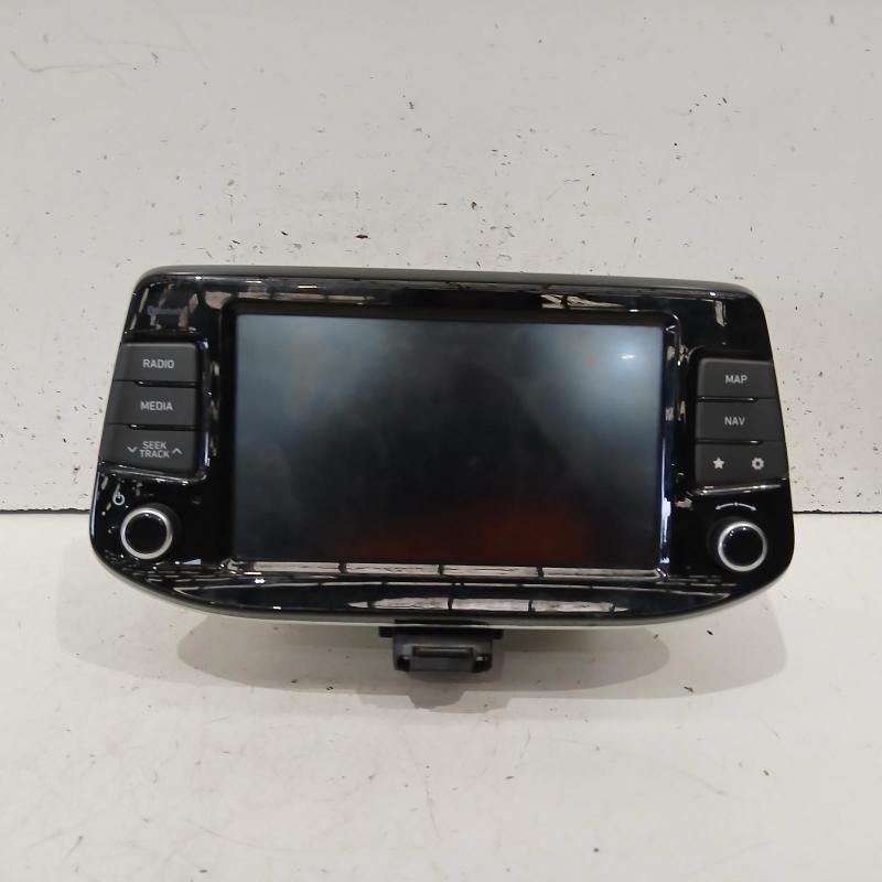 stereo/head unit