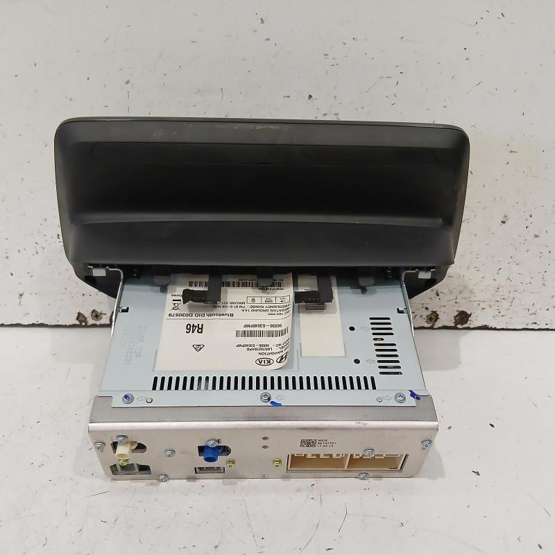 stereo/head unit
