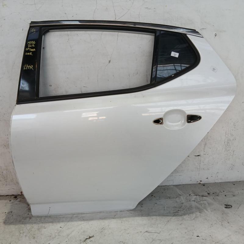 door/sliding rear left