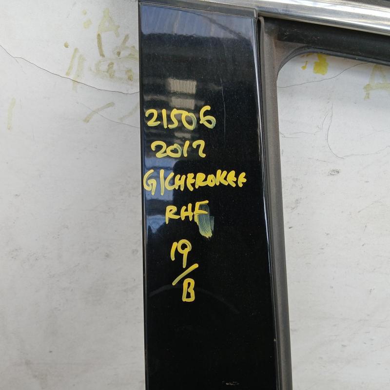 door front right