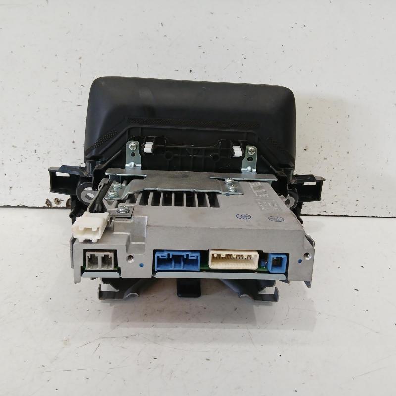 stereo/head unit
