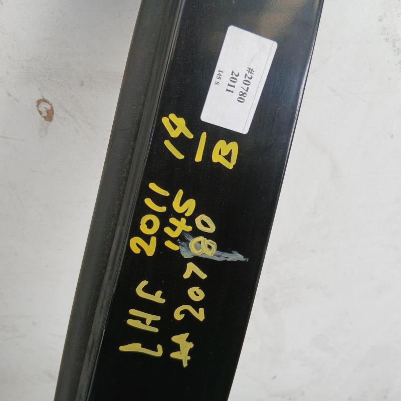 door front left