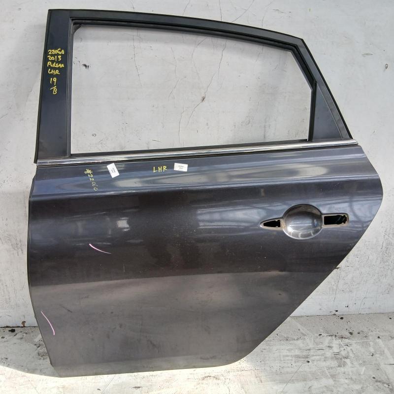 door/sliding rear left