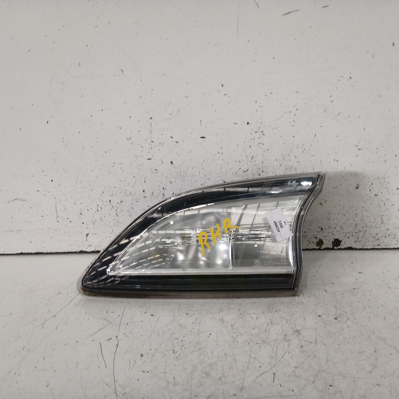 3 Rear Garnish 2009-2013 tailgate lamp (rh side),bl,04/09-10/13 00022005 #704605