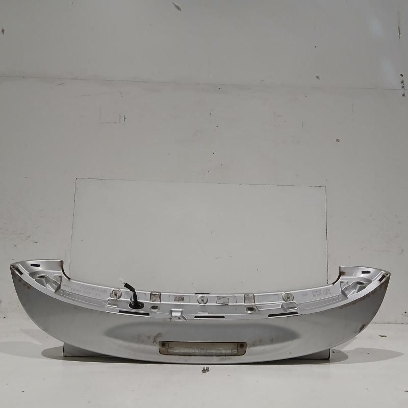 rear spoiler