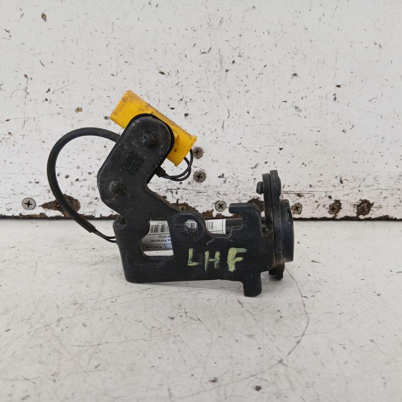 bonnet hinge/strut