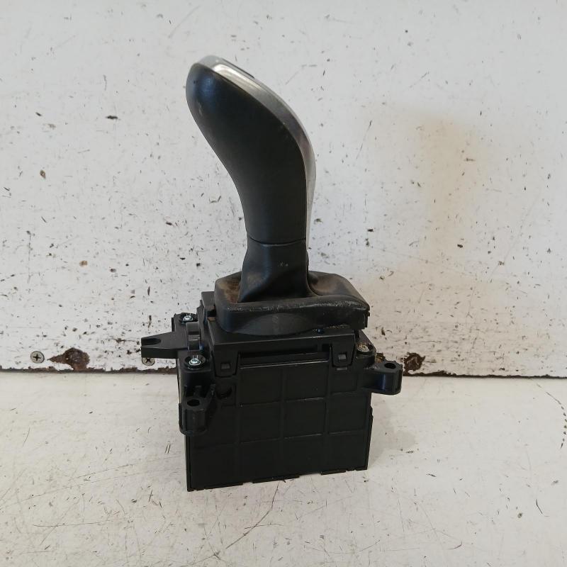 gear stick/shifter
