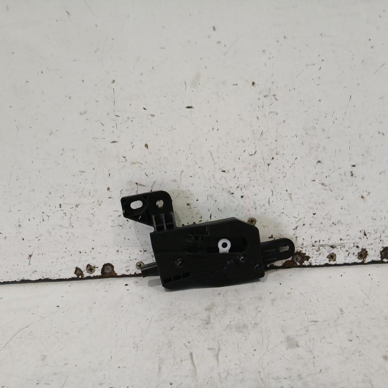 fuel door/filler