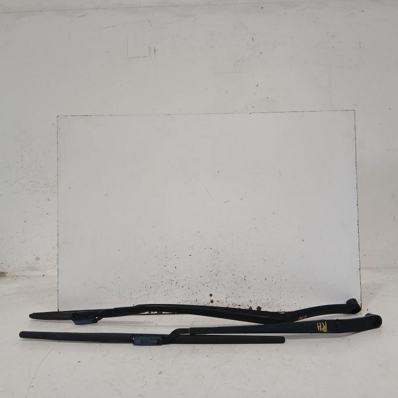 wiper arm