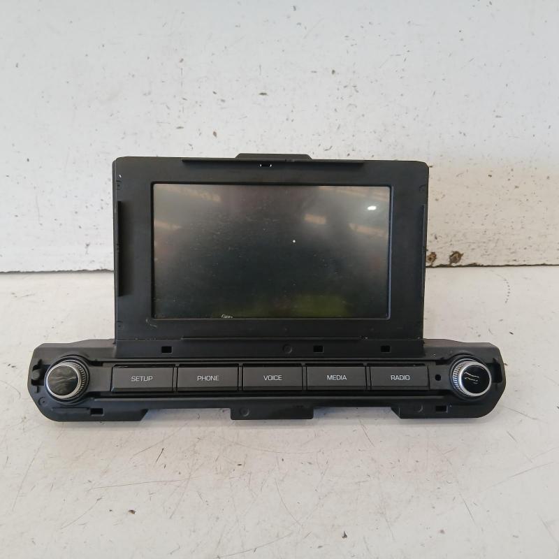 stereo/head unit
