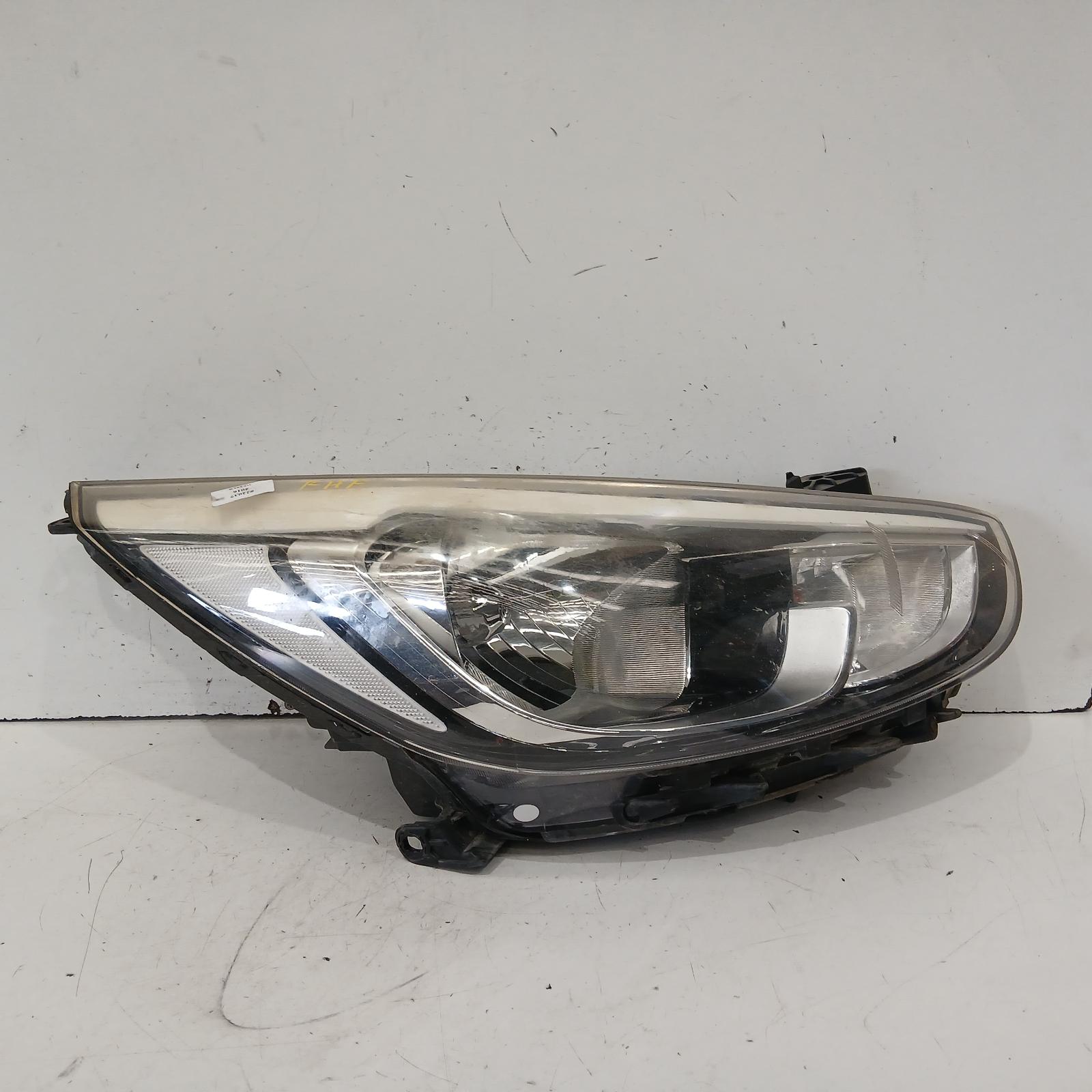 Accent Headlamp Right 2014-2019 rb,active,halogen type,09/14-12/19 00022037 #705085