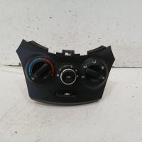 heater/aircon controls