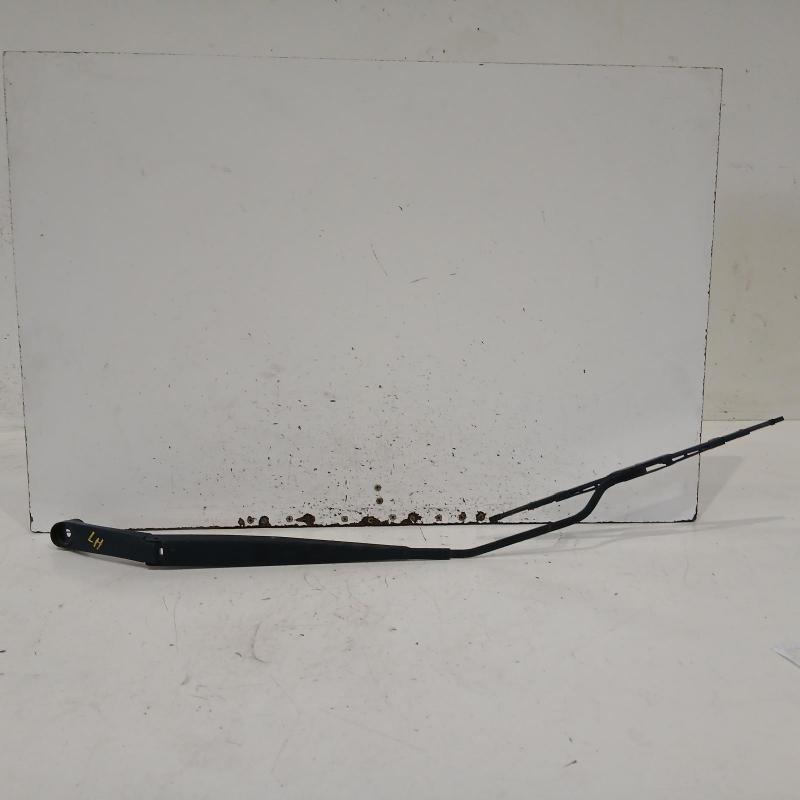 wiper arm