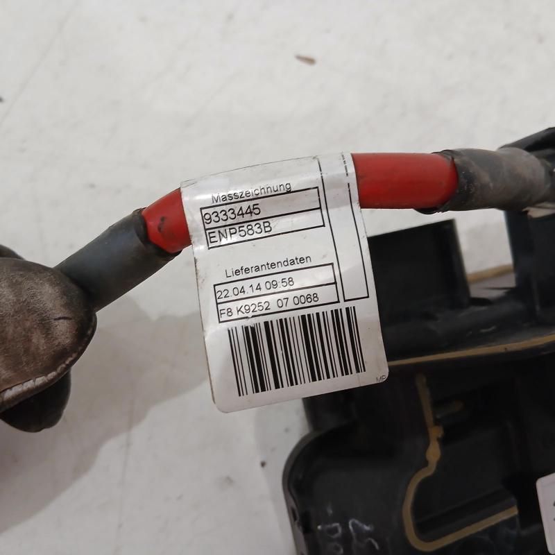 battery terminal
