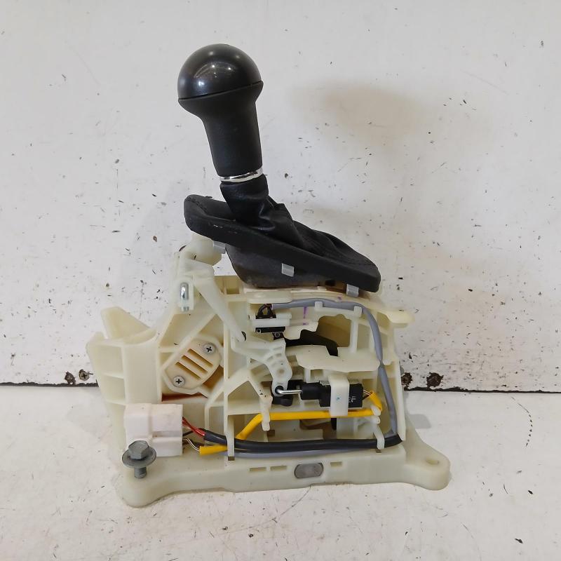 gear stick/shifter