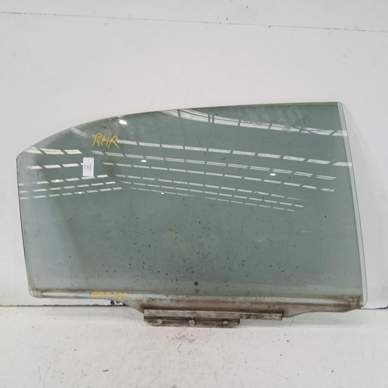 door window rear right