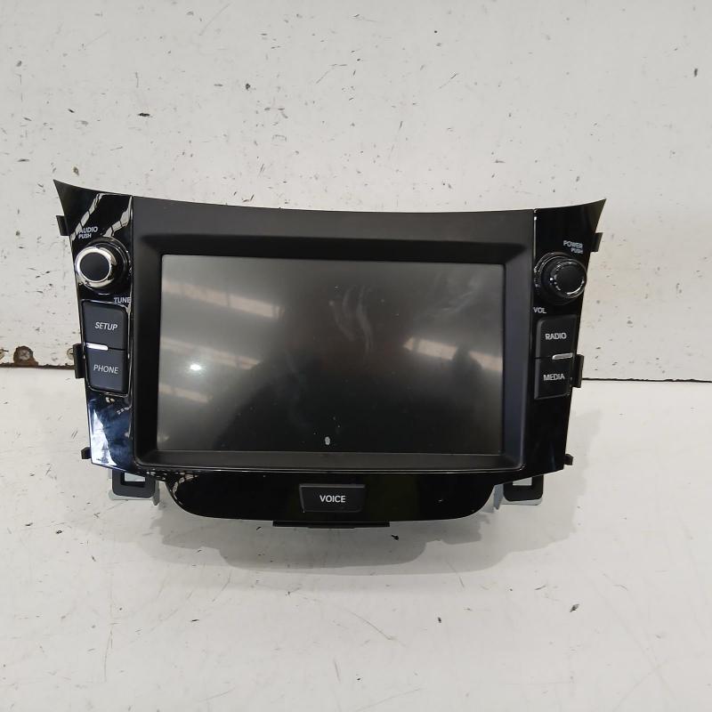 stereo/head unit