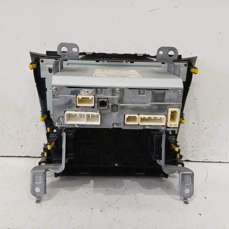 stereo/head unit