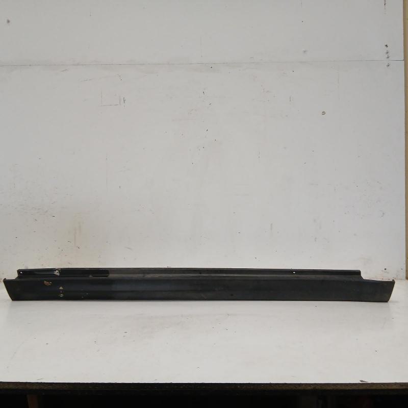 side step skirt
