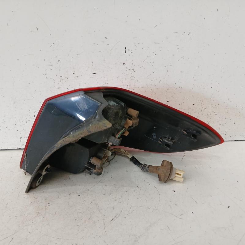 taillight left