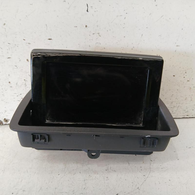 stereo/head unit