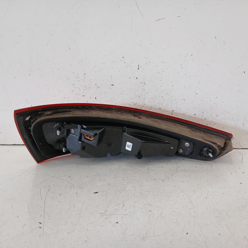 taillight right