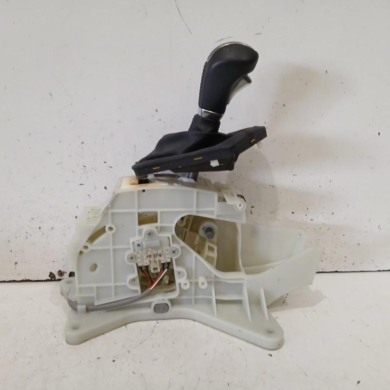 gear stick/shifter