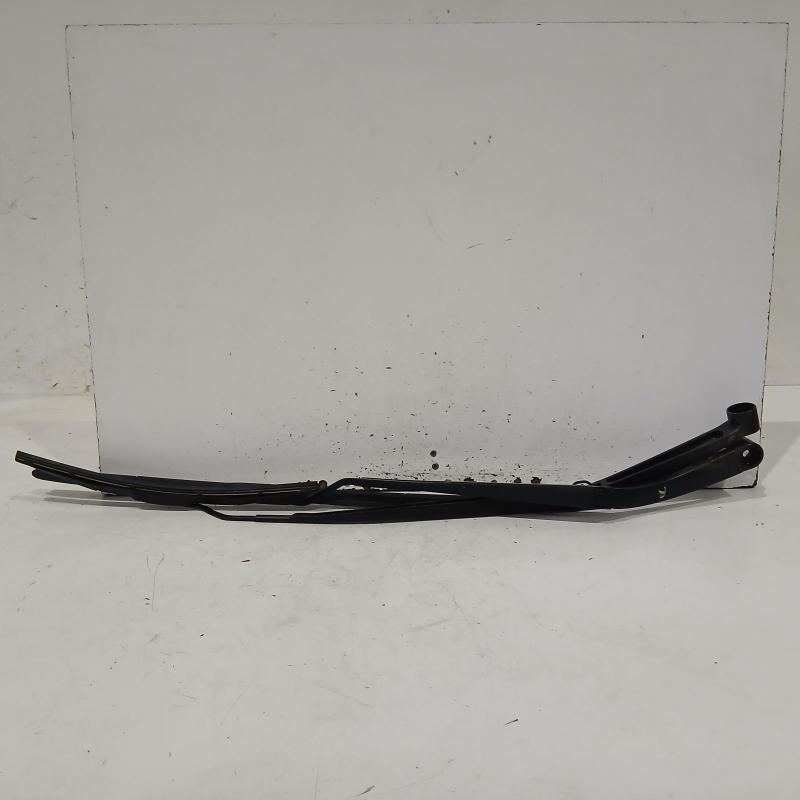 wiper arm