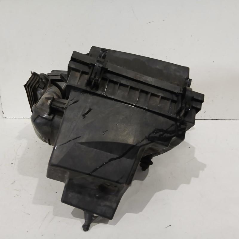 air cleaner/box