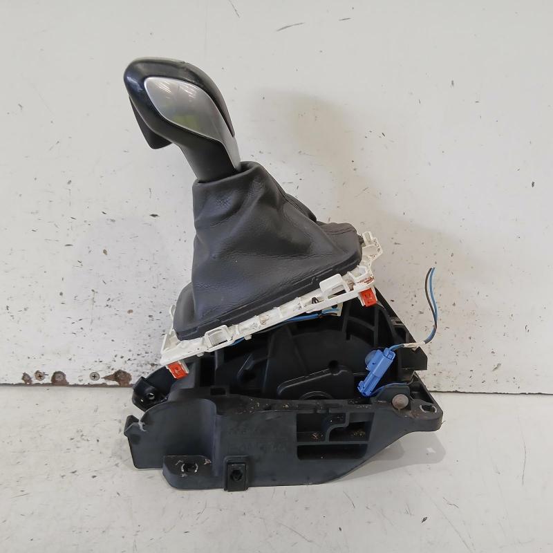 gear stick/shifter