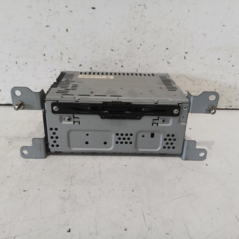 stereo/head unit