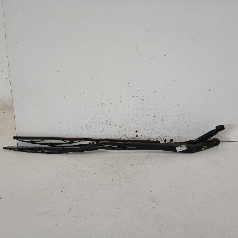wiper arm