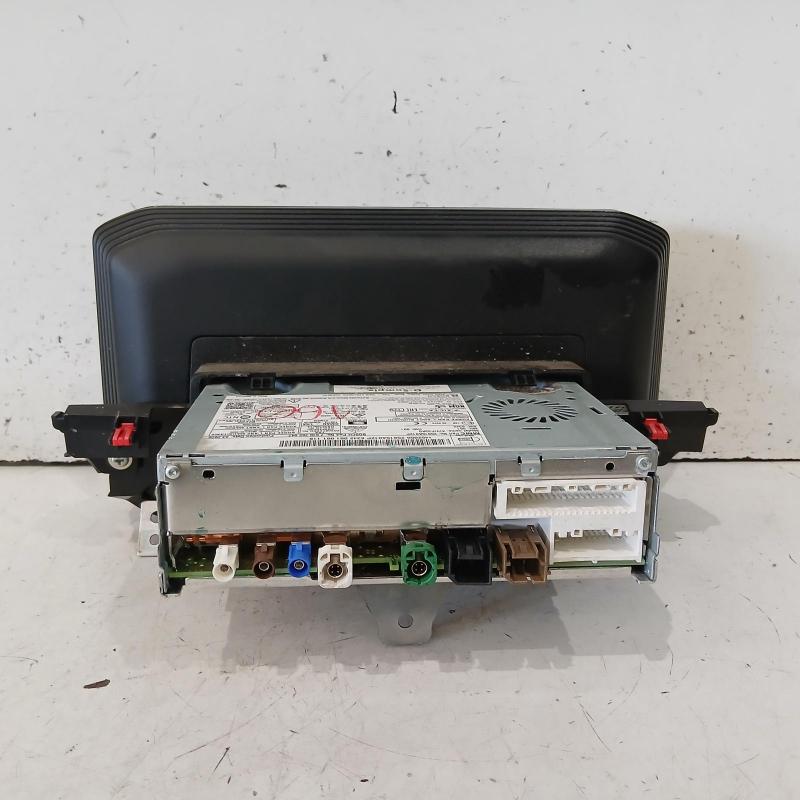 stereo/head unit