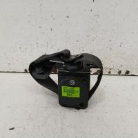 seat belt stalk