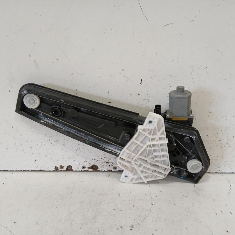 window regulator/motor rear left