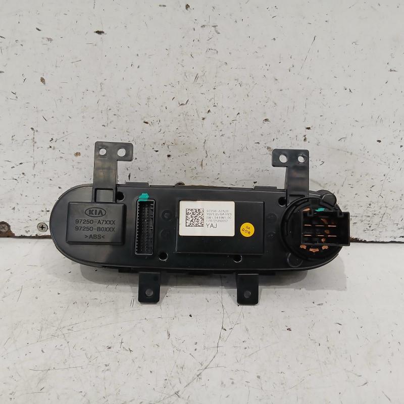 heater/aircon controls