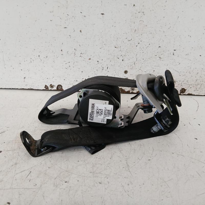 seat belt stalk