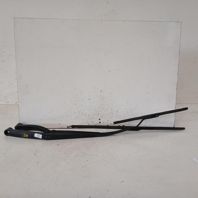 wiper arm