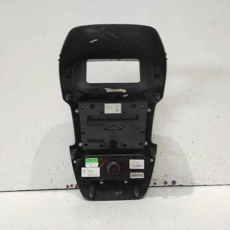 stereo/head unit