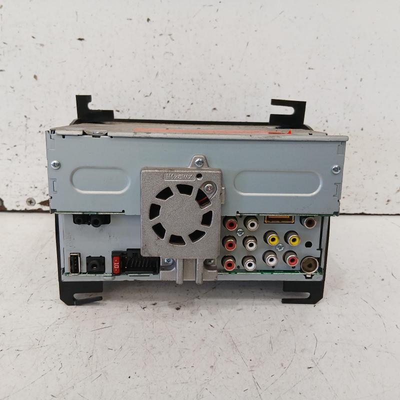 stereo/head unit