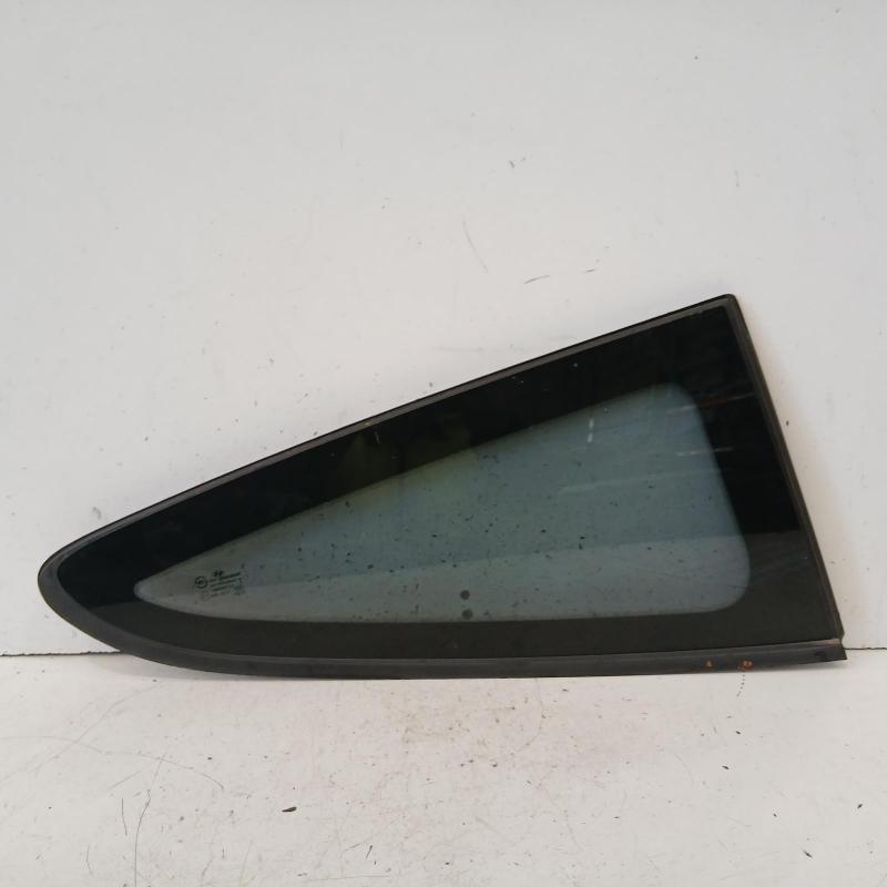 side glass rear right