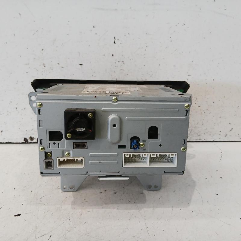 stereo/head unit