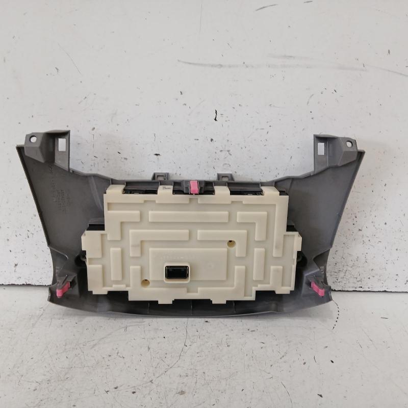 heater/aircon controls
