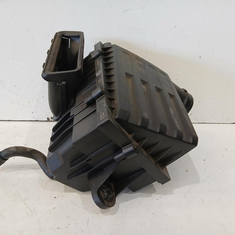 air cleaner/box
