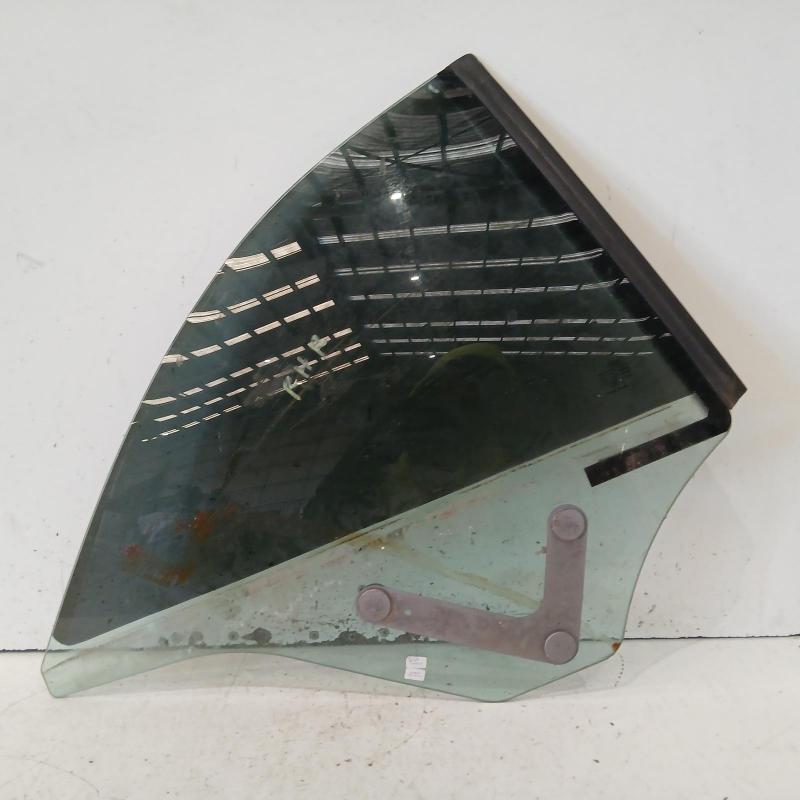 side glass rear right