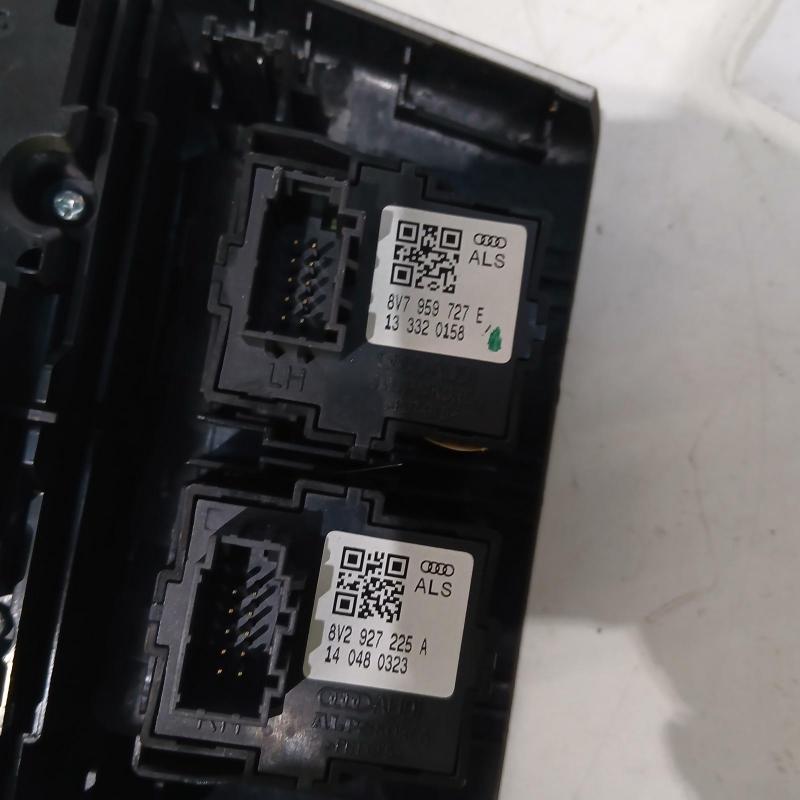stereo/head unit